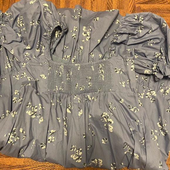 Pale Blue Floral Puff Sleeve Maxi Dress - Picture 2 of 5